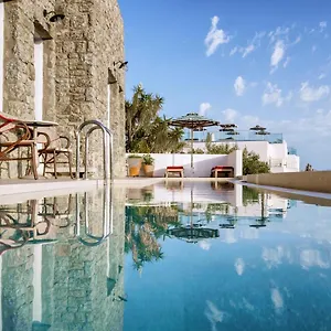 Pelican Bay Отель